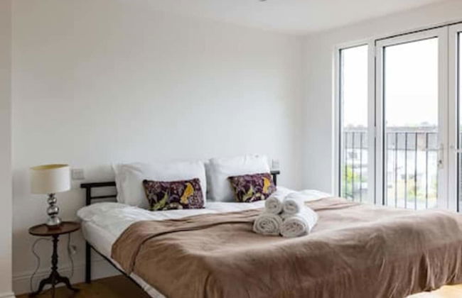 Tudor House Kingston Luxury 5 bed Villa - Foto 9