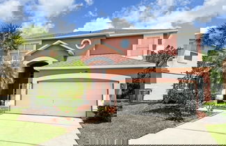 Foto 1 - Golden Beach Villa 6 Bedroom Home by RedAwning