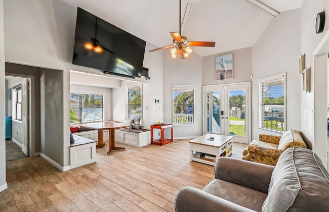 2340 Grand Oaks Ln 2 Bedroom Home by RedAwning - Foto 8