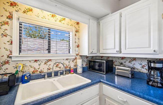 2340 Grand Oaks Ln 2 Bedroom Home by RedAwning - Foto 7