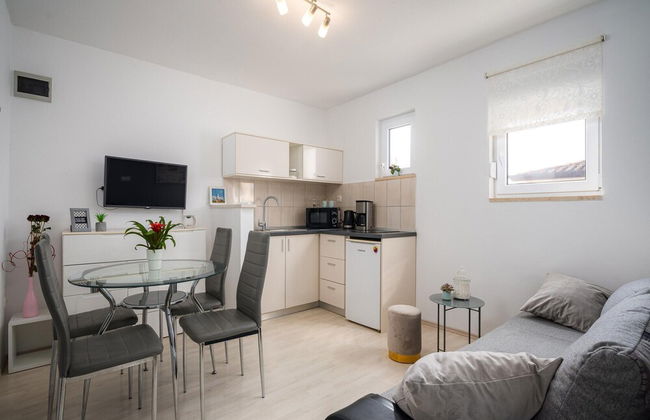 Beautiful Apartment With Parking Space - Foto 6