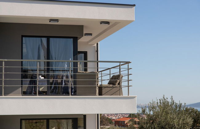 Dazzling Kaštel Novi Villa With Private Pool and Scenic Sea Views - Foto 22