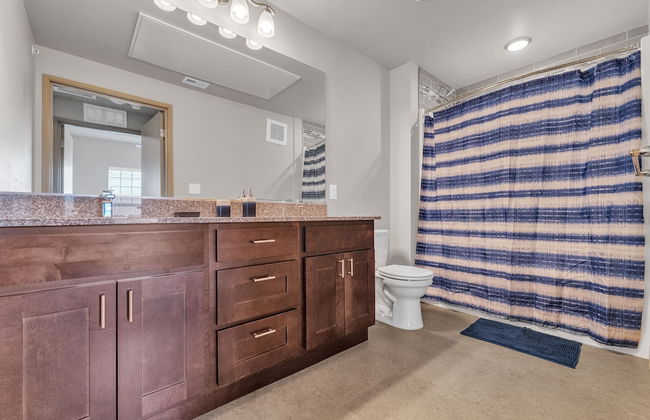 Luxurious 1 Bed 1 Bath Apartment At The Meadows-Pet Friendly by FlexHaus - Foto 11