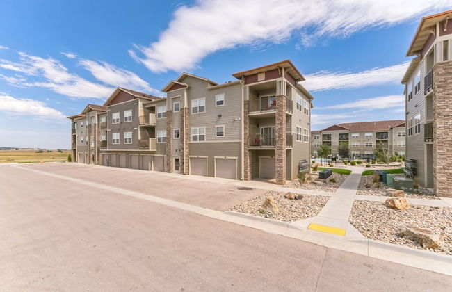Luxurious 1 Bed 1 Bath Apartment At The Meadows-Pet Friendly by FlexHaus - Foto 32