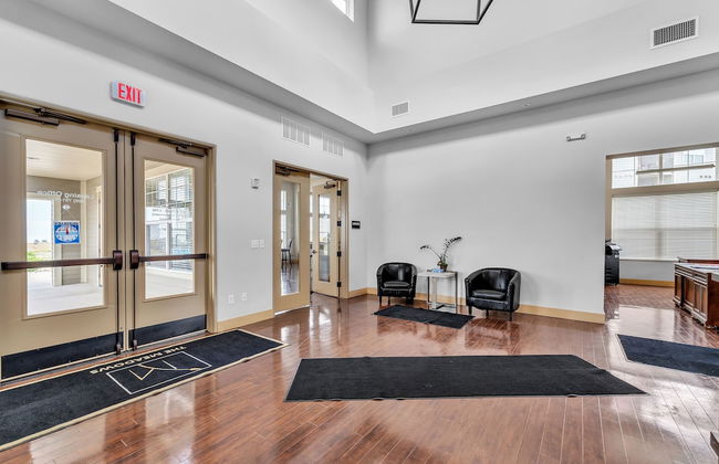 Luxurious 1 Bed 1 Bath Apartment At The Meadows-Pet Friendly by FlexHaus - Foto 26