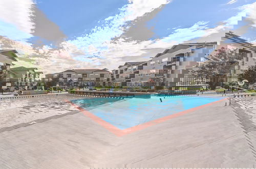 Foto 12 - Luxurious 1 Bed 1 Bath Apartment At The Meadows 1 Bedroom Apts by FlexHaus
