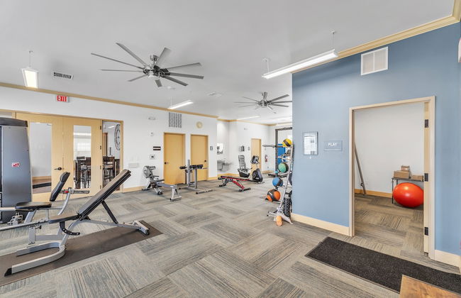 Luxurious 1 Bed 1 Bath Apartment At The Meadows-Pet Friendly by FlexHaus - Foto 17