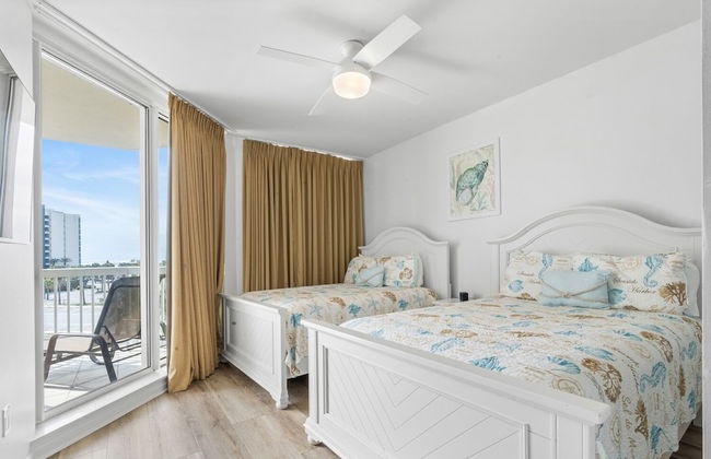 Picture Perfect 2 Bedroom Condo by RedAwning - Photo 10