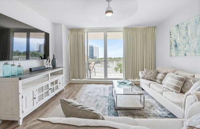 Picture Perfect 2 Bedroom Condo by RedAwning - Photo 19