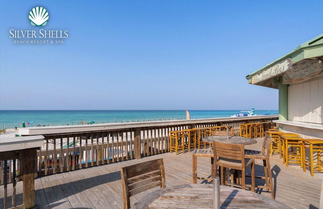 Picture Perfect 2 Bedroom Condo by RedAwning - Photo 48