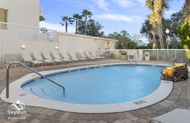 Picture Perfect 2 Bedroom Condo by RedAwning - Photo 25