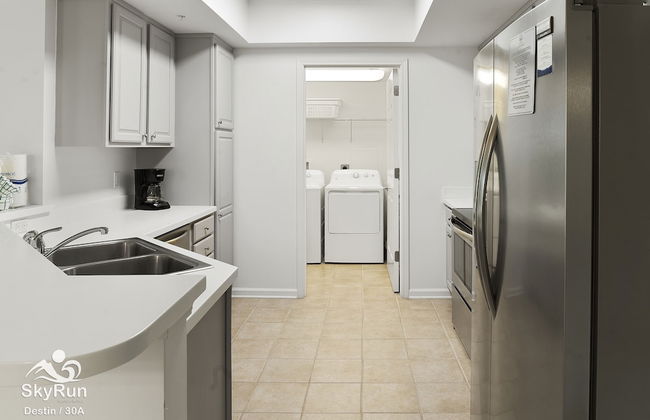 Picture Perfect 2 Bedroom Condo by RedAwning - Photo 14
