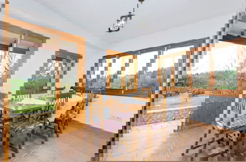 Foto 30 - Pretty Villa With Balcony