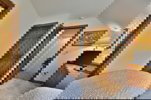 Photo 8 - Sunrise West Glade: 3br, 3ba Ski In/ski Out Condo 3 Bedroom Condo