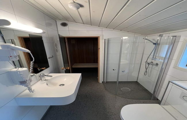 Spacious Holiday Home in Kinsarvik - Photo 7