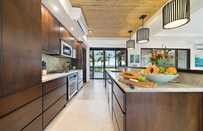 Beachfront Villa - Sunsets and Daily Maid Service - Foto 9