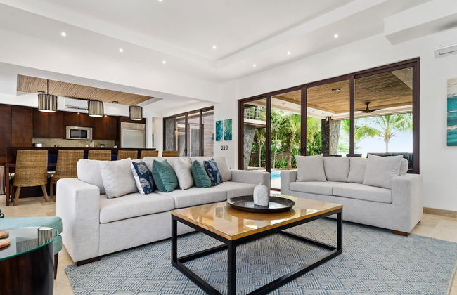 Beachfront Villa - Sunsets and Daily Maid Service - Foto 17