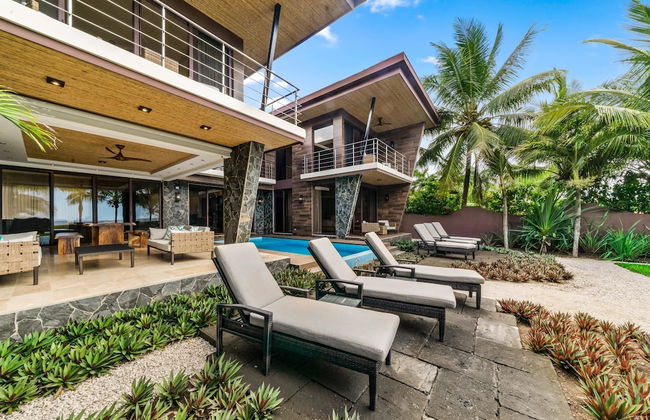 Beachfront Villa - Sunsets and Daily Maid Service - Foto 37