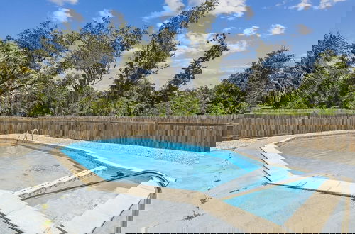Foto 21 - Cove Cottage - 3 Bedroom w/Private Pool. Sleeps 6. Quiet Community, Close to Fishing Marinas. 3 Home by RedAwning