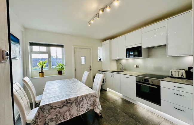 Gerrardscross-sleeps4-parking-petfriendly-wembley - Foto 16