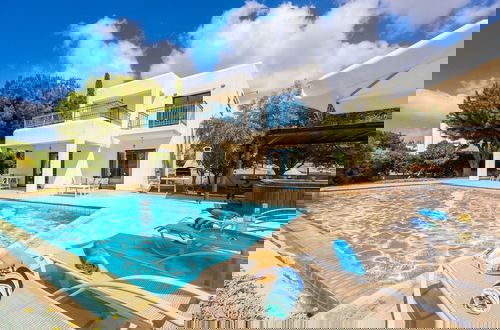 Foto 1 - Villa Estia in Peyia