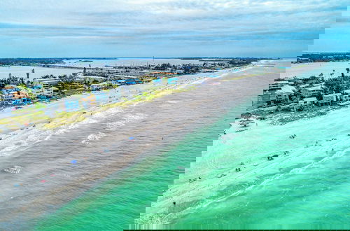 Photo 19 - Anna Maria Island Beach Happy-direct Beach Front-1br-1br