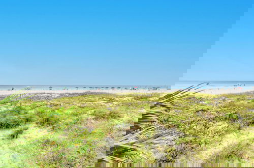 Photo 29 - Anna Maria Island Beach Happy-direct Beach Front-1br-1br