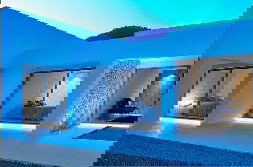 Foto 37 - Holiday Home With Stylish Interiors