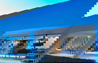 Foto 1 - Holiday Home With Stylish Interiors