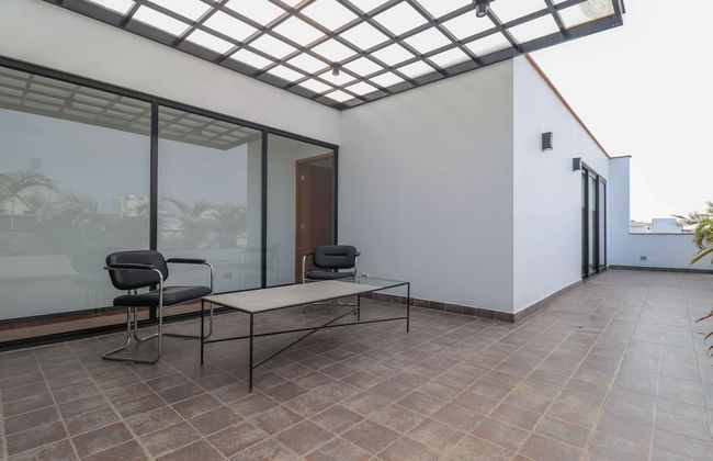 w Radiant 2BR w Modern Terrace in Miraflores - Photo 28
