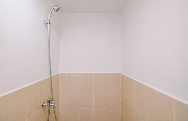 Comfort Stay 2BR Podomoro Golf View Apartment - Photo 12