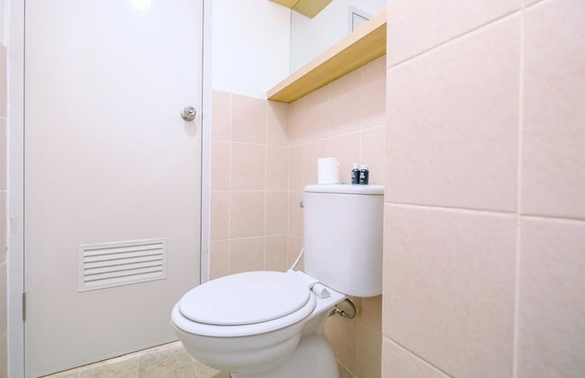 Nice and Warm Studio at Podomoro Golf View Apartment - Foto 11