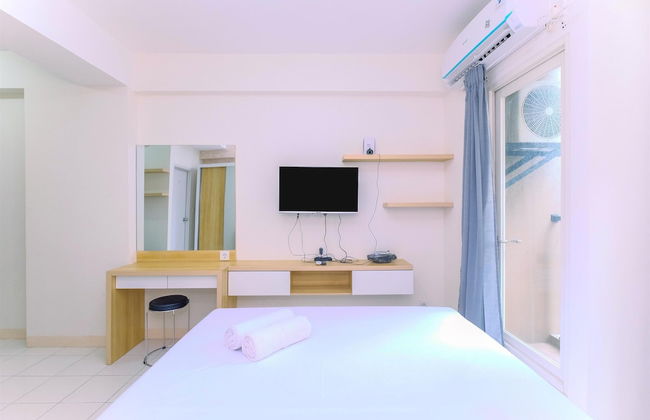 Nice and Warm Studio at Podomoro Golf View Apartment - Foto 6