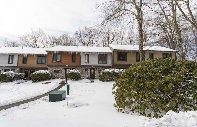 Seven Springs 3 BR Deluxe Condo, Near Golf Course by RedAwning - Foto 29