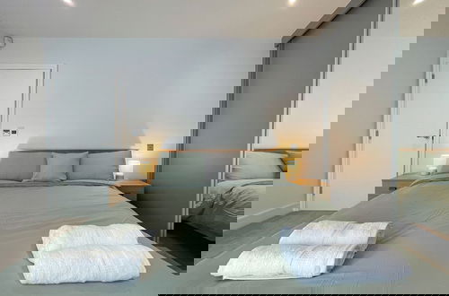 Foto 7 - Modern and Sleek 2 Bed Apartment