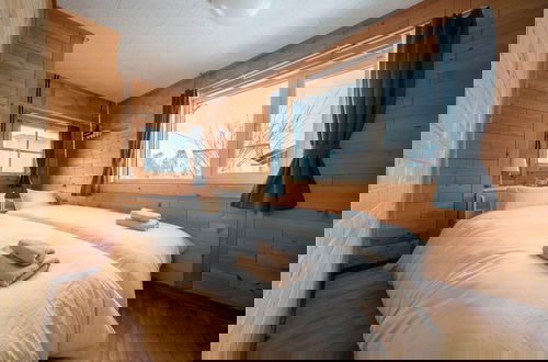 Foto 3 - C-FLAT