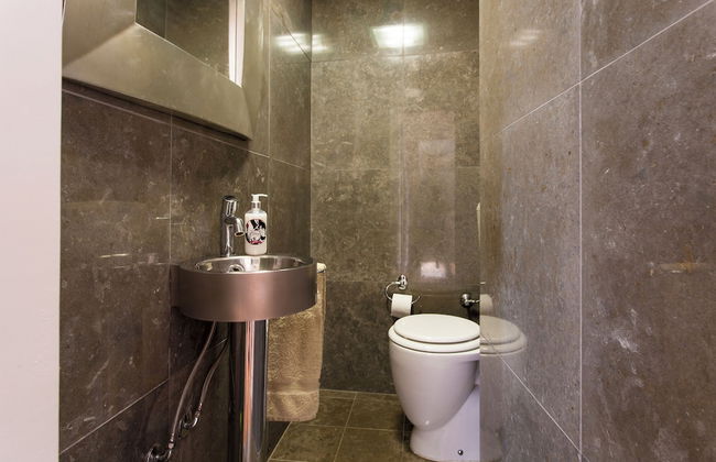 JOIVY Sleek City View flat in Lapa - Photo 21