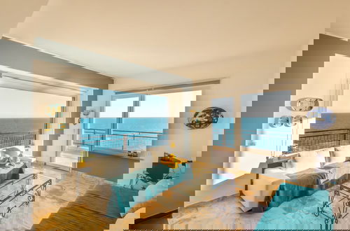 Foto 15 - Sky & Sea Apartment by Wonderful Italy