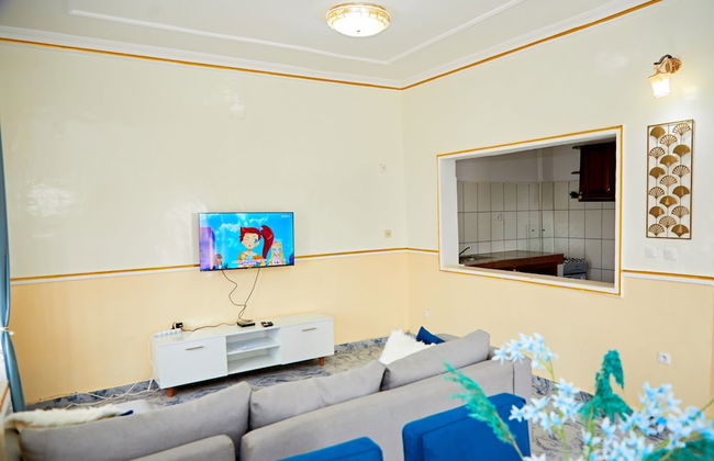 Charming Yaoundé Apartment With City Views - Foto 9