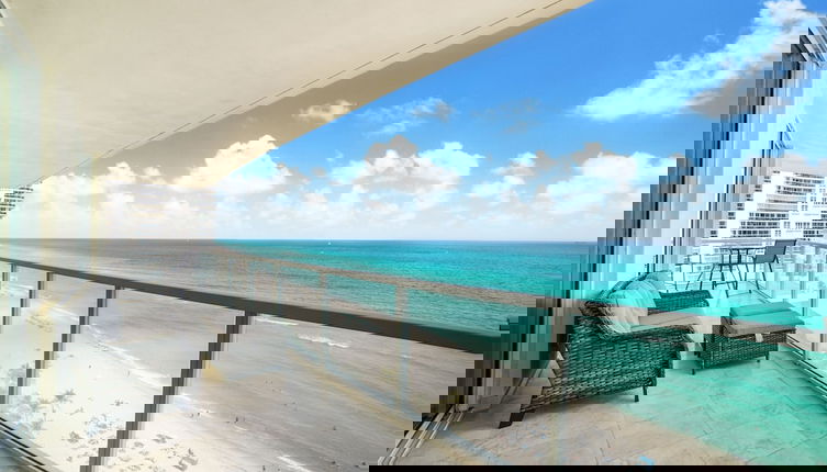 Foto 1 - Balcony on the Ocean Picture Perfect