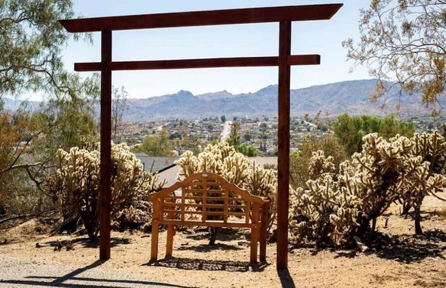 Cozy 2-bedroom Retreat in Joshua Tree - Photo 3