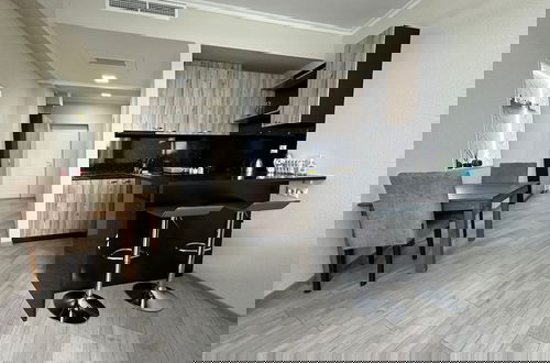 Photo 6 - 1-3 bdr condos by Revamp