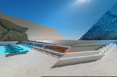 Photo 8 - Anthis Villas Mykonos