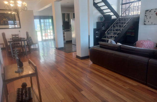 Jakes's Place Modern Comfortable & Sunny 3-bedroom House in Kensington - Foto 15