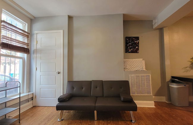 Entire House 1BD King Bed near Downtown - Foto 4