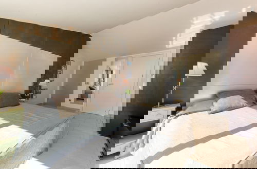 Foto 3 - Pretty Apartment With Balcony