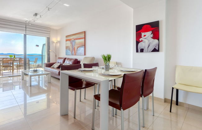 Apartment in Roses by the Beach With Pool - Photo 22