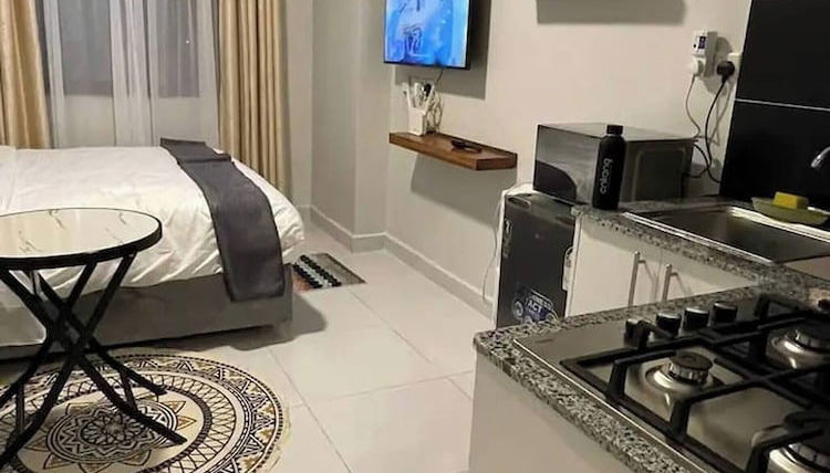 Photo 1 - Landmoor Studio Jkia Airport Way