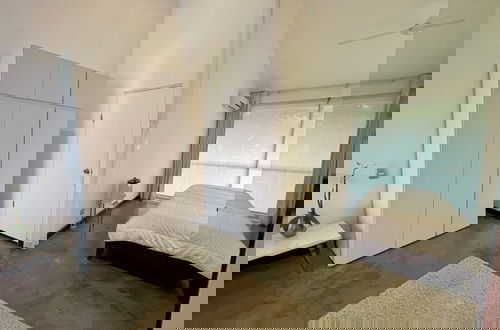 Foto 2 - Beautiful Spacious Loft 2 Bedrooms 2 Full Baths 2 car Garage in Downtown
