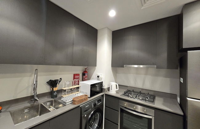 Shiro Elegant Living - Photo 8
